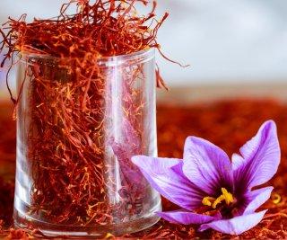 نحوه مصرف زعفران برای لاغری و کاهش وزن+ دوز، زمان و روشهای کنترل اشتها